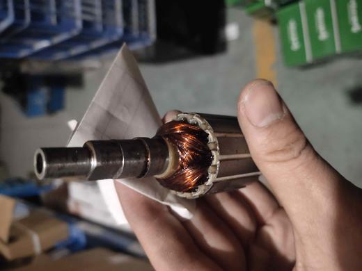 【货号04177】特价9035砂光机转子9.9元一只。 商品图3