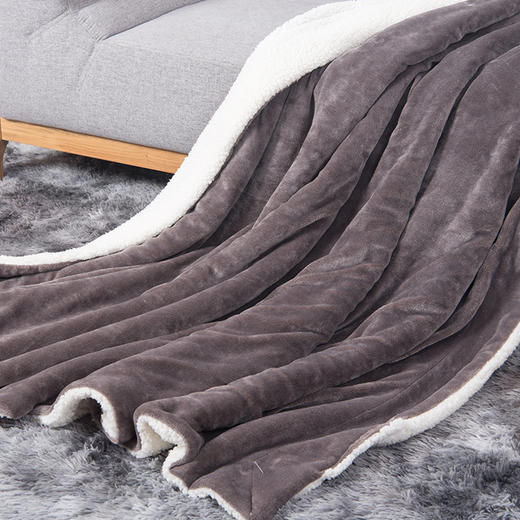 法兰绒羊羔绒毛毯 | 贴身即暖，双面柔软，如相拥般温柔 商品图2