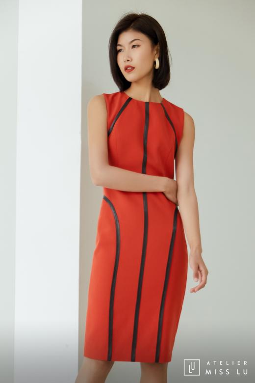 AtelierMissLu / Rosa-枫叶红黑边装饰修身连身裙 商品图6