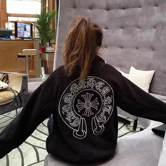 ch克罗心黑色米色梵文马蹄立领羊羔绒外套