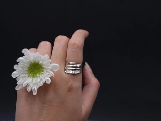 CHEZ BOQUE 羁绊系列原创手工925银戒指《缠绕21号》 商品图1