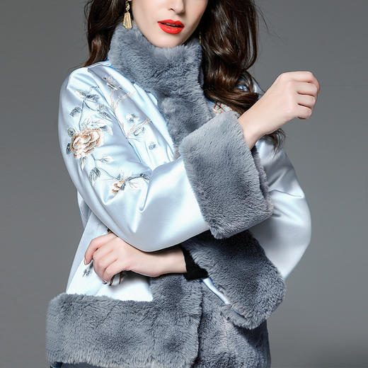 ANM-2019改良旗袍棉袄女2019新款中国风重工刺绣短款年轻款加厚保暖上衣 商品图0