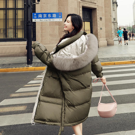GYD-J319619977冬季新款韩版宽松时尚过膝真大毛领加厚外套 商品图1