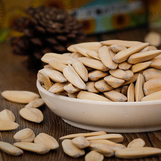 内蒙古.巴彦淖尔瓜子 60年古法传承工艺 颗颗精选 粒粒奇香 只用当年新采收的瓜子 商品图4