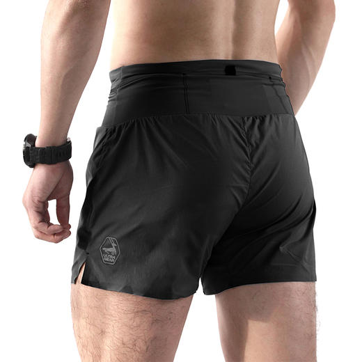 优极UG 男女款训练跑步短裤多口袋（下单或加购物车选赠品） 商品图3