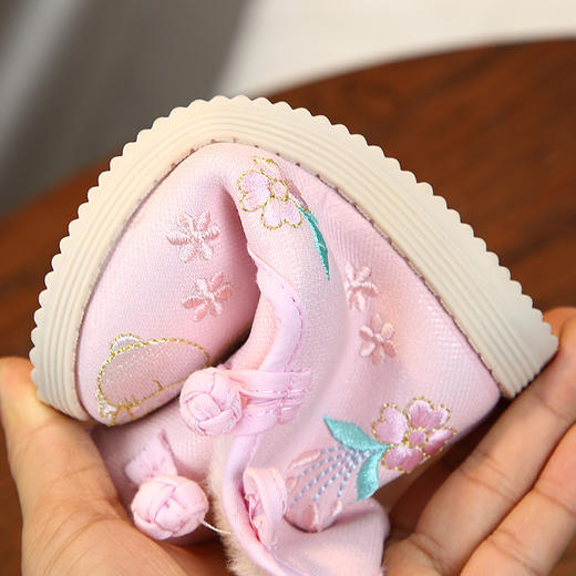 MH-M703秋冬老北京布鞋女童绣花鞋短靴子中国风舞蹈鞋 商品图4