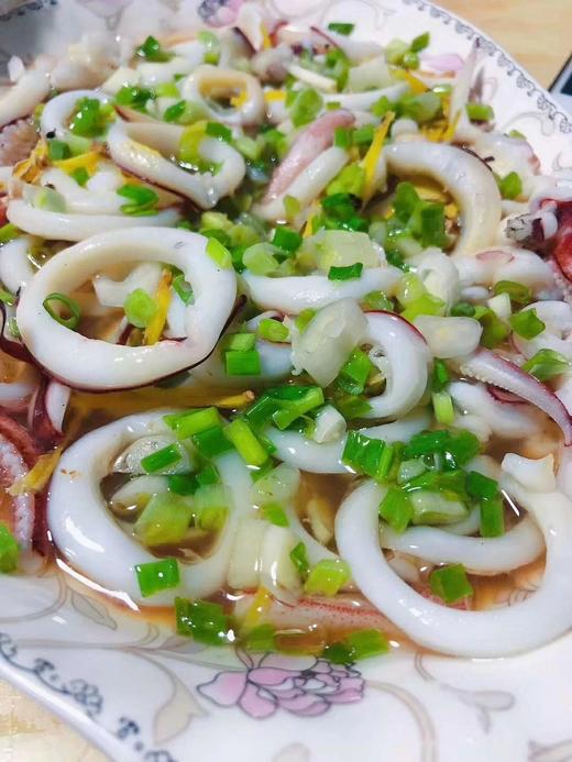 新鲜鱿鱼（1斤装）// 商品图3