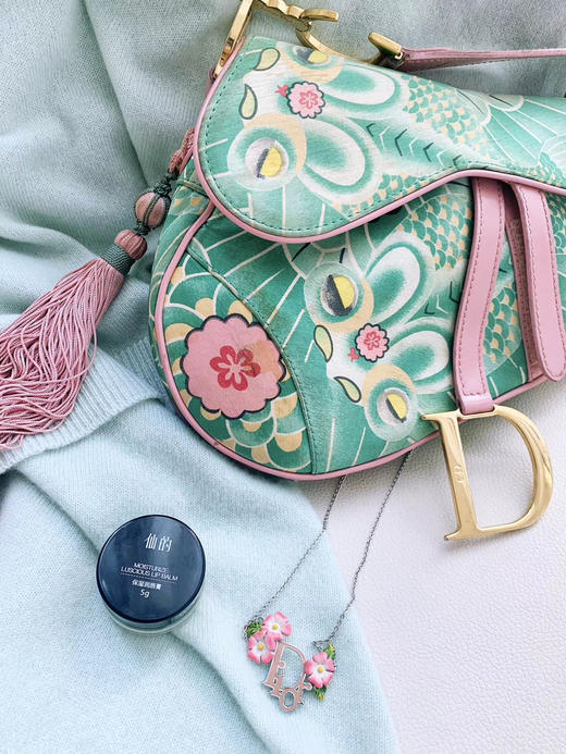 保湿滋润唇膏 滋润修复保湿 商品图1