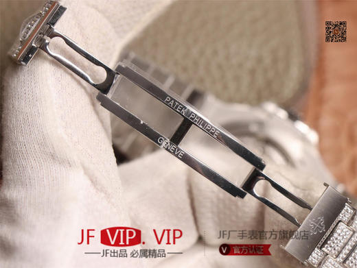 R8百达fei丽，机芯采用进囗9015改CaI.324 S C 自动机械机芯，腕表直径40毫米，18K白金施华洛世奇美钻，蓝宝石双面水晶镜面，日历功能显示，男士腕表，自动机械机芯，精钢表带，透底。 商品图9