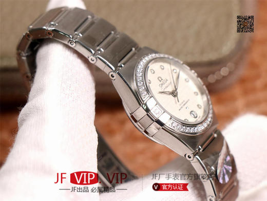 3S欧mi茄第五代星座系列，29mm，升级版8700机芯甲板搭载与正品一致的避震器，甲板内部沿用极为稳定的nh05机芯;全新的台湾石托使字面更加细腻，女士腕表，自动机械机芯，精钢表带，透底。 商品图5