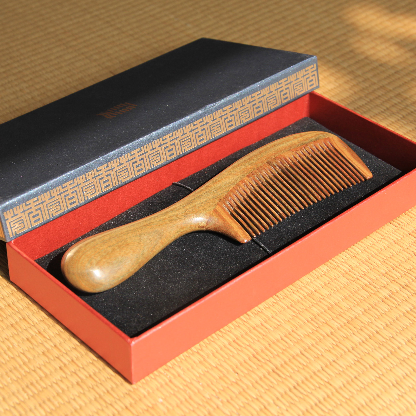 檀木梳子 甜蜜木香味 防静电家用 红檀 绿檀可选 90016929