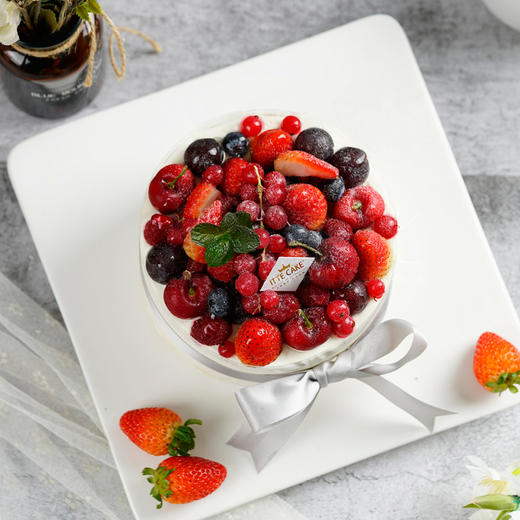 【莓果之恋（银）A款】淡奶油 新鲜水果蛋糕  商品图1