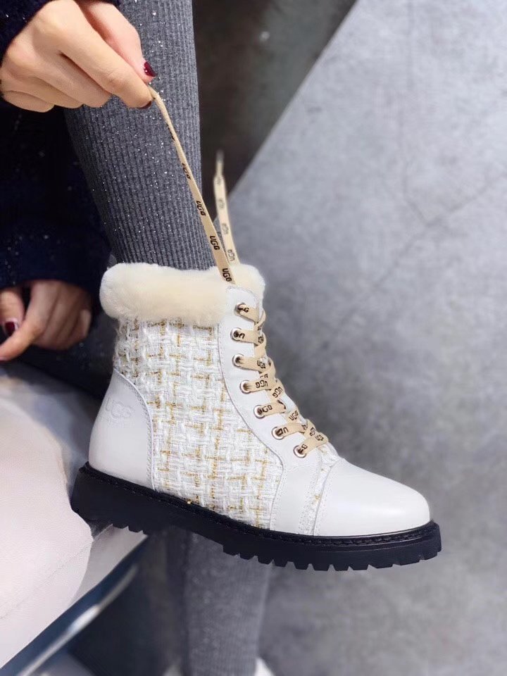 点此购买ugg女款小香风雪地靴3541码美133248