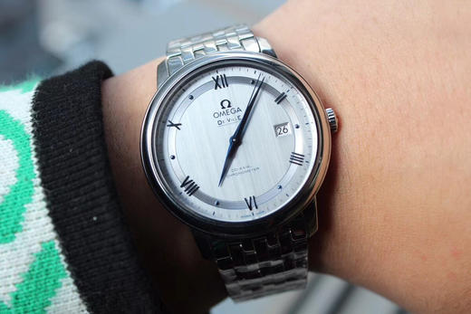 新款OMEGA欧miga 碟飞系列 轨道面灰色盘，进口改Cal.2500自动上链机械机芯，蓝宝石镜面 超薄正装男表 商品图7