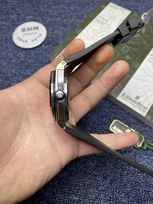 原装订制版！硬货来啦！分分钟让你中毒！世界上zui MAN的男表系列，没有之一，AP  爱彼 皇家橡树离岸型，型号15703，出自当代最伟大的钟表大师（没有之一）尊达之手！ 商品图4