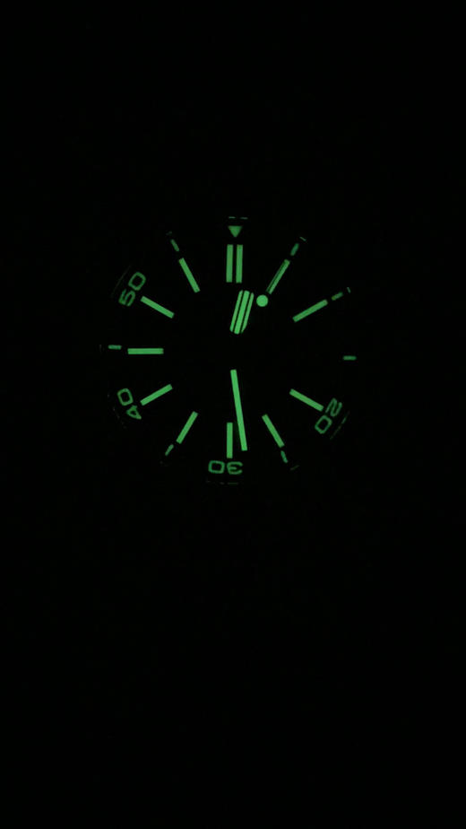 原装订制版！硬货来啦！分分钟让你中毒！世界上zui MAN的男表系列，没有之一，AP  爱彼 皇家橡树离岸型，型号15703，出自当代最伟大的钟表大师（没有之一）尊达之手！ 商品图8