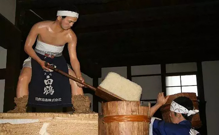 酒槽氨基酸柔顺洗发水用酒糟给头发敷个滋养面膜艾泰