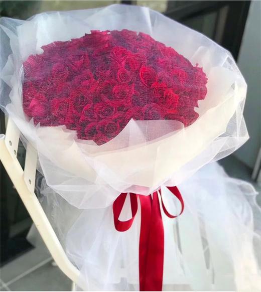 爱如初见----66支玫瑰花束星光版五选一 商品图2