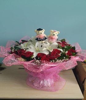 10百合36玫瑰花束