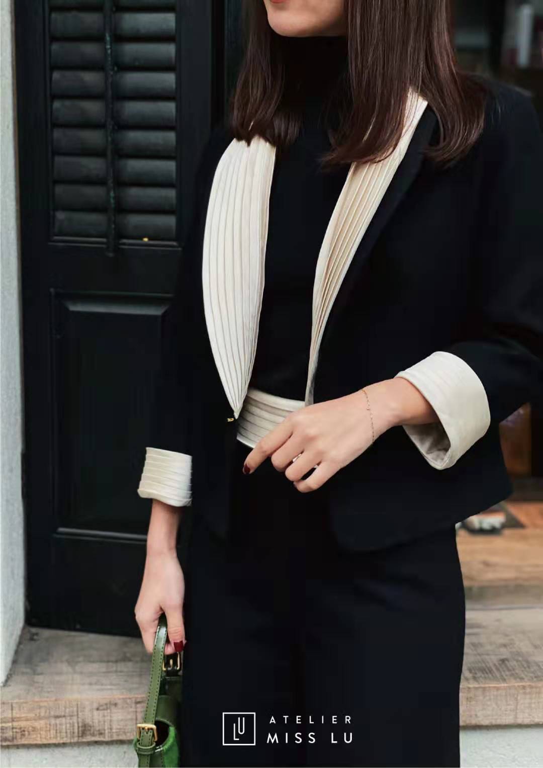 AtelierMissLu / Bellezza-俏皮可拆卸翻领短款羊毛外套