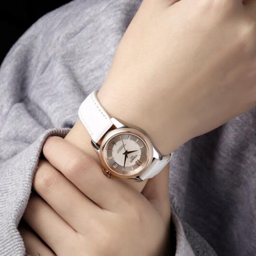 Tissot 天梭宝环系列天文台认证款皮带80机芯机械女表 T108.208.26.117.00 商品图5