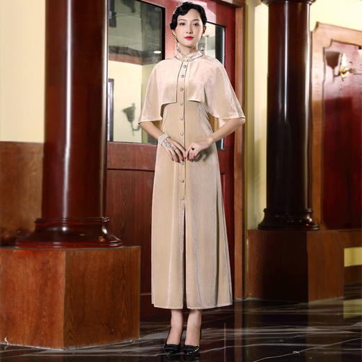 DLQ-A2133秋冬新款高端气质金丝绒旗袍带披肩 商品图0