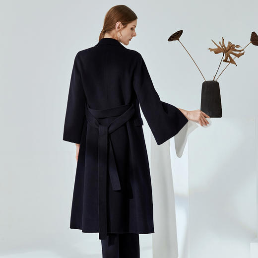 EITIE爱特爱冬季时尚气质喇叭袖收腰羊毛呢大衣中长款女6014710 商品图3