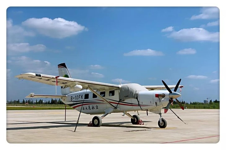 飞机.jpg