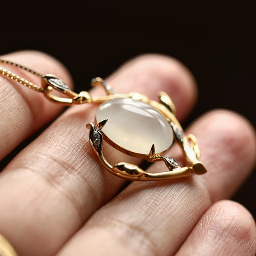 橄榄树系列冰种翡翠大蛋面吊坠18k黄金钻石镶嵌 商品图7