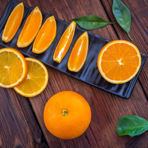 顺丰快递  橙皇（经典款）赣南脐橙带箱 10斤 精品中果 家庭实惠款（22-25个） 商品图3