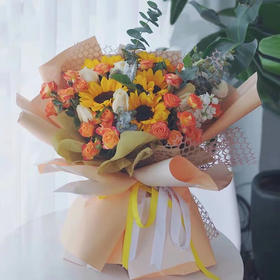 蒸蒸日上----向日葵韩式花束九选一