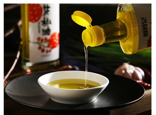 周君记 新品特惠 特麻花椒油238ML 商品图3