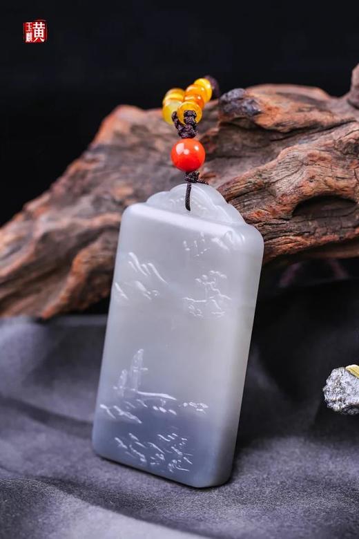 和田玉烟青【山水牌】吊坠 配精美编织挂绳 赠证书