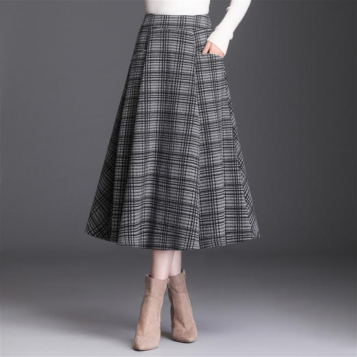 HT  9152毛呢中长款高腰冬季格纹大摆裙 商品图1