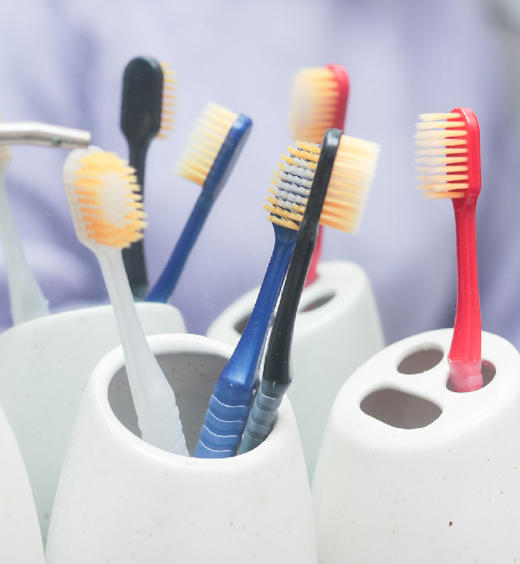 *自营*宽头护齿牙刷4支装 | 宽头舒适软毛成人牙刷#一次刷到两排牙齿# 商品图1