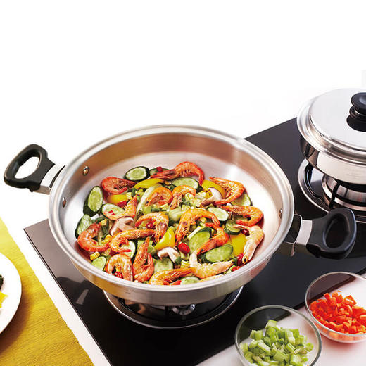 安利皇后中式不锈钢炒锅/低温免水保留营养NSF国际认证五层结构大空间/优异材质/人体工学设计/节能省钱 商品图6