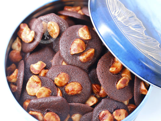 【充值兑换】夏威夷巧克力大脆脆或者凤梨酥8粒装 商品图1