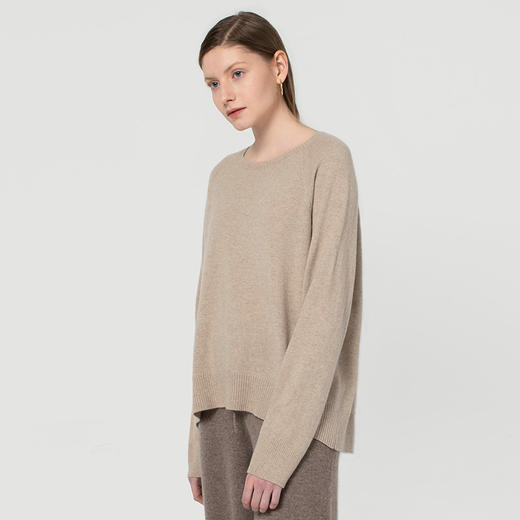 322经典款女士无染色纯羊绒插肩袖圆领套头衫 商品图3