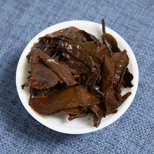 得雨芽丨寿眉龙珠 福鼎老白茶 2017年原料 250g 商品图5