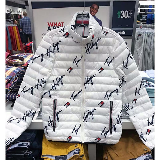 换季特价啦，Tommy Hilfifer p棉印花轻薄棉服 商品图0