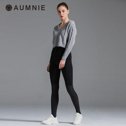 AUMNIE | V领花形针织短上衣 / High Back Sweater 商品图0