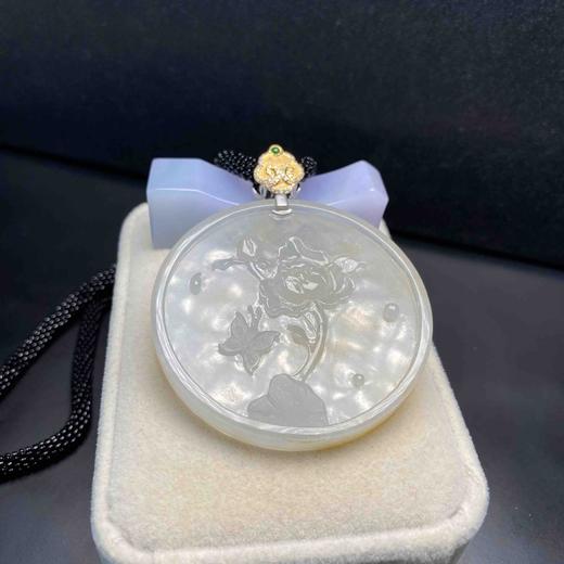 手镯心,双面磨砂工花开富贵大牌,重金镶嵌,镶嵌18k白金,钻石和翡翠