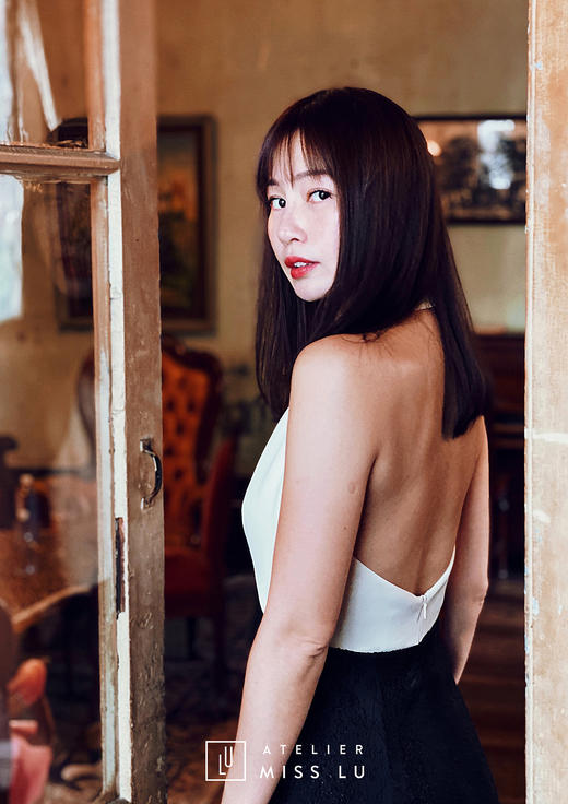 AtelierMissLu / Mega-黑白拼色露背性感礼服长裙 商品图0