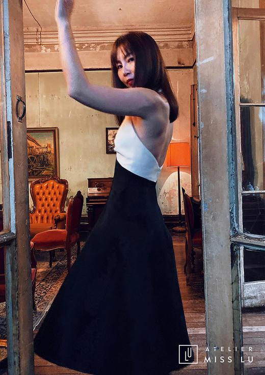 AtelierMissLu /Nemesis-黑白拼色露背性感短款礼服 商品图3