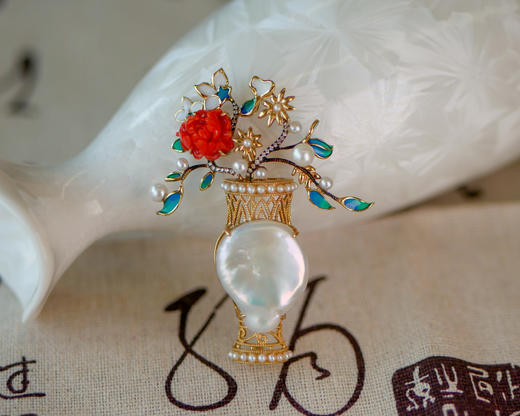 「花事」巴洛克珍珠珐琅花篮胸针【仅现货】 商品图2