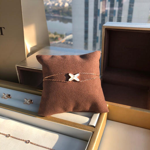 jeuxdeliens欢缘手链十字交叉白贝母镶单钻