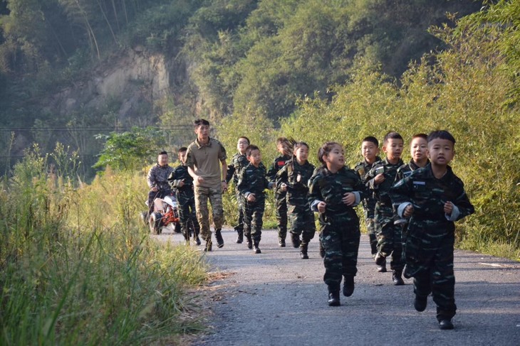 【2020軍事夏令營】獵人學校軍事營丨實景軍事·消防演習·扎筏泅渡