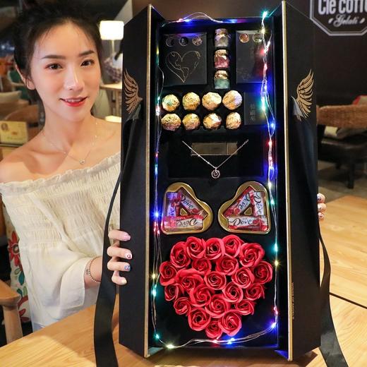 天使之翼香皂花永生花礼盒 商品图0