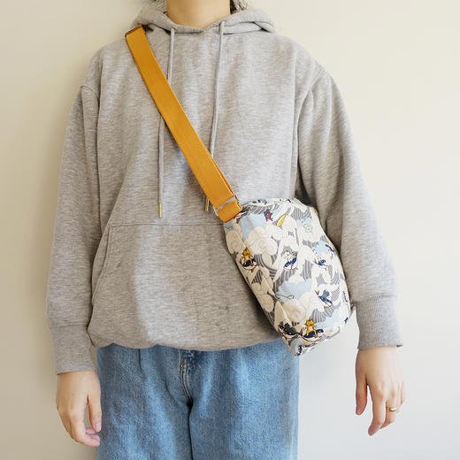 HUJI祤集Sling斜挎包风の花冲浪小猫 商品图1