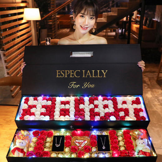 天使之翼香皂花永生花礼盒 商品图3